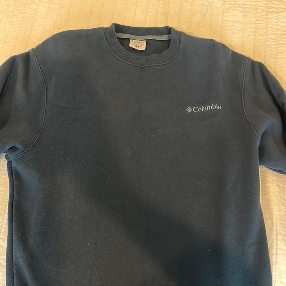 Columbia men’s sweater small